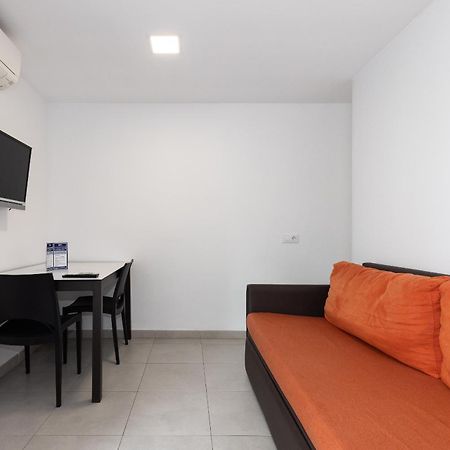 סאלו Rentalmar Aries Plus מראה חיצוני תמונה