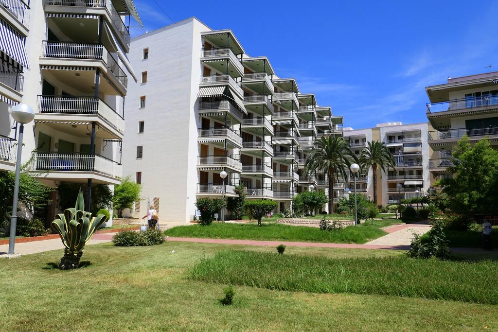 סאלו Rentalmar Aries Plus מראה חיצוני תמונה